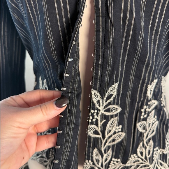 Hale Bob Black and Cream Fitted Embellished Blouse - Picture 2 of 6